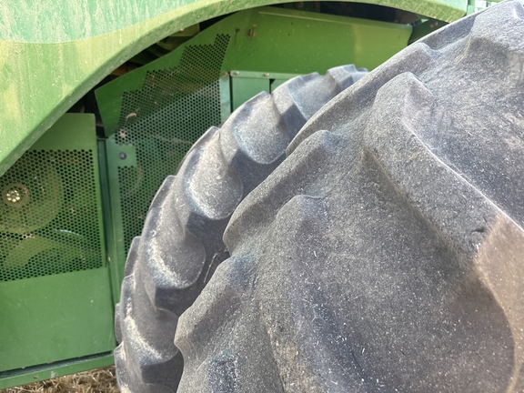 2015 John Deere S670