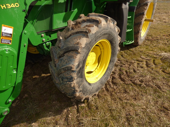 2014 John Deere 6125R