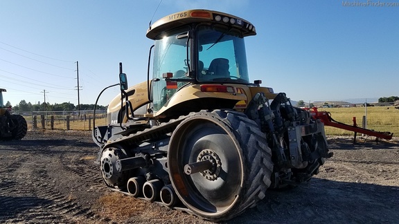 2004 Caterpillar MT765