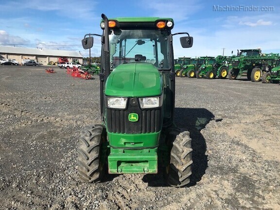 2017 John Deere 5100GN