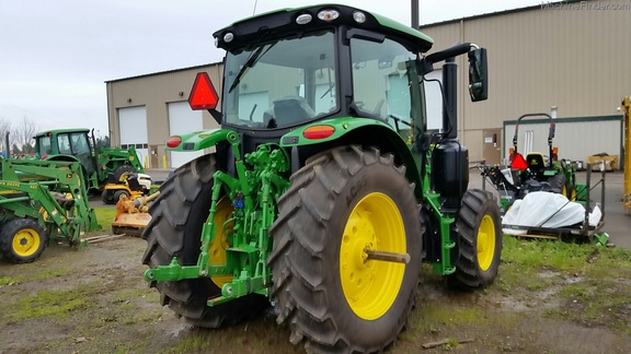 2015 John Deere 6130R