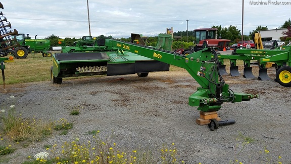 2010 John Deere 956