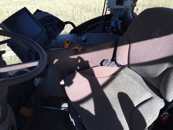 2016 John Deere 6195R