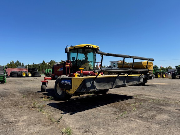 2008 New Holland H8060