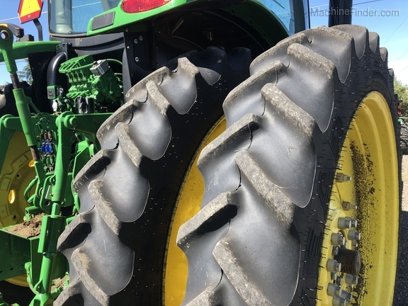 2018 John Deere 6195R
