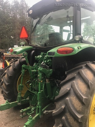 2016 John Deere 6110R