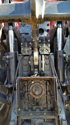 2008 Case 305