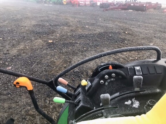 2018 John Deere 5075GL