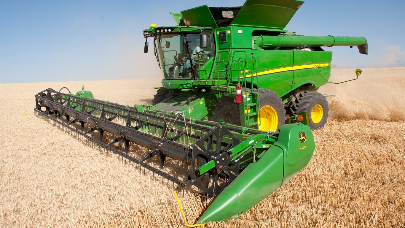 John Deere 635D