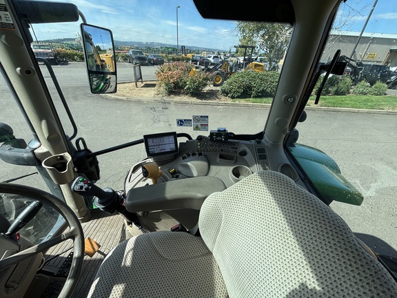 2018 John Deere 6120R