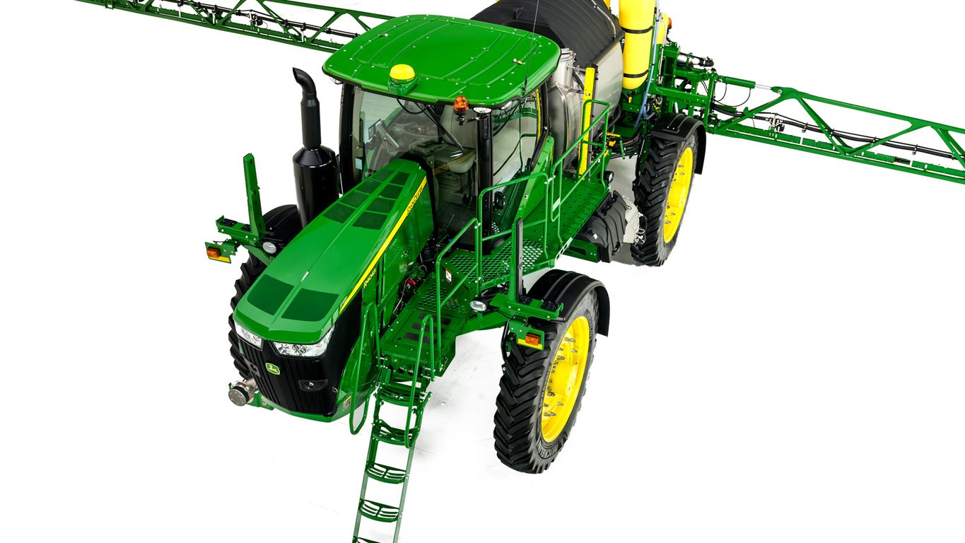John Deere R4045