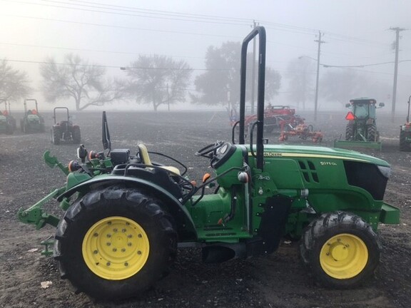 2018 John Deere 5075GL