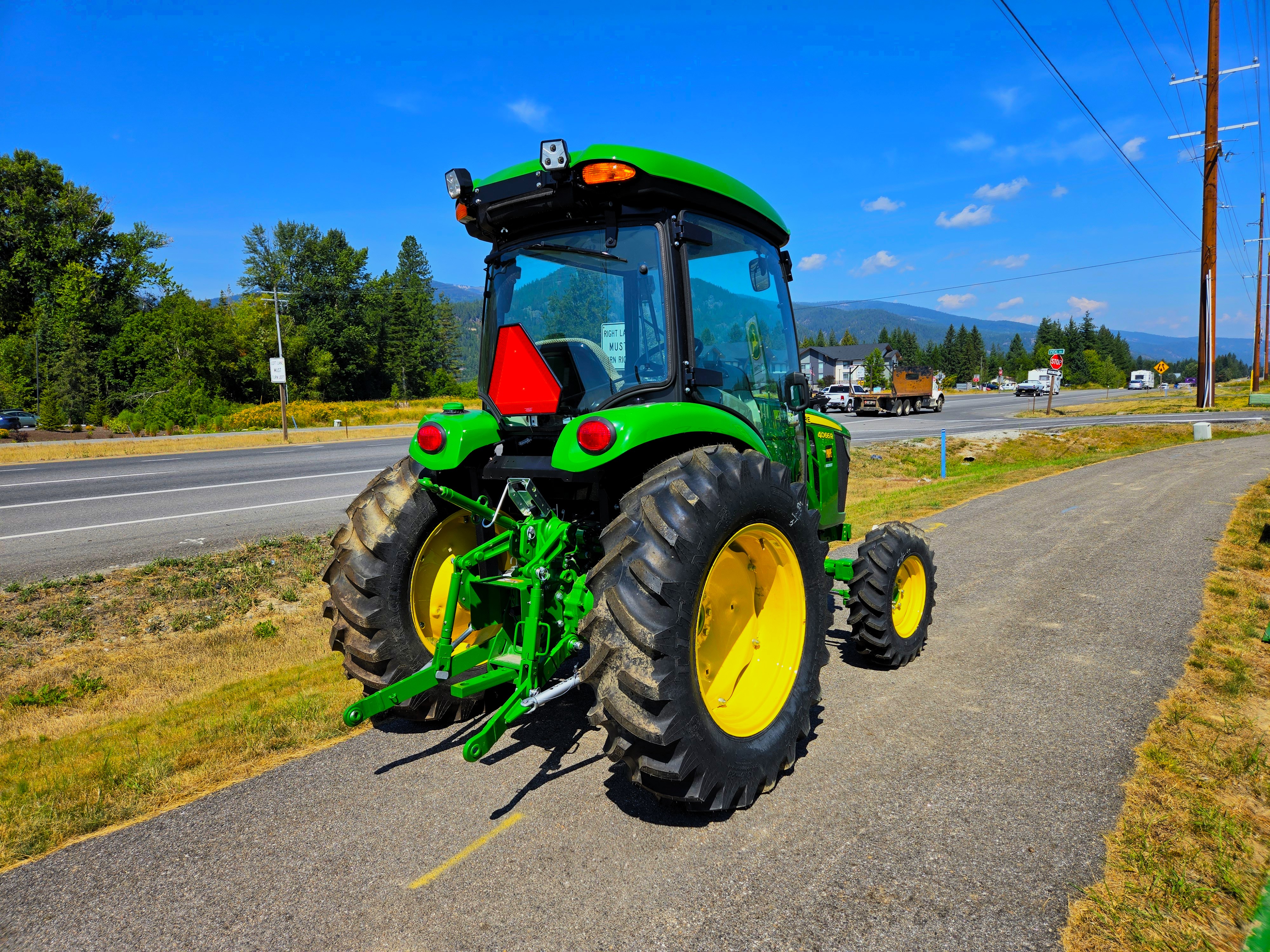 2023 John Deere 4066RC