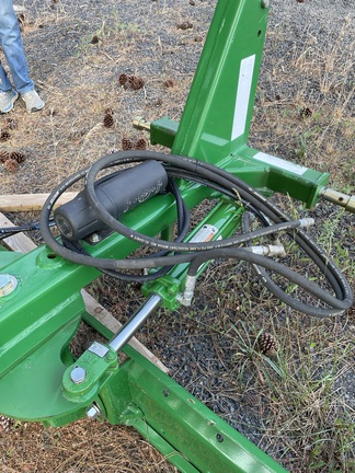 2018 John Deere RB2196