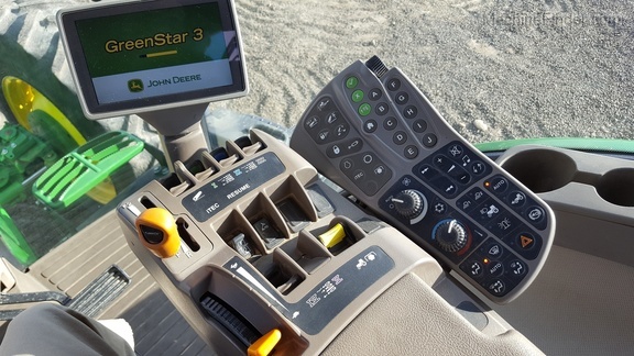 2011 John Deere 7260R