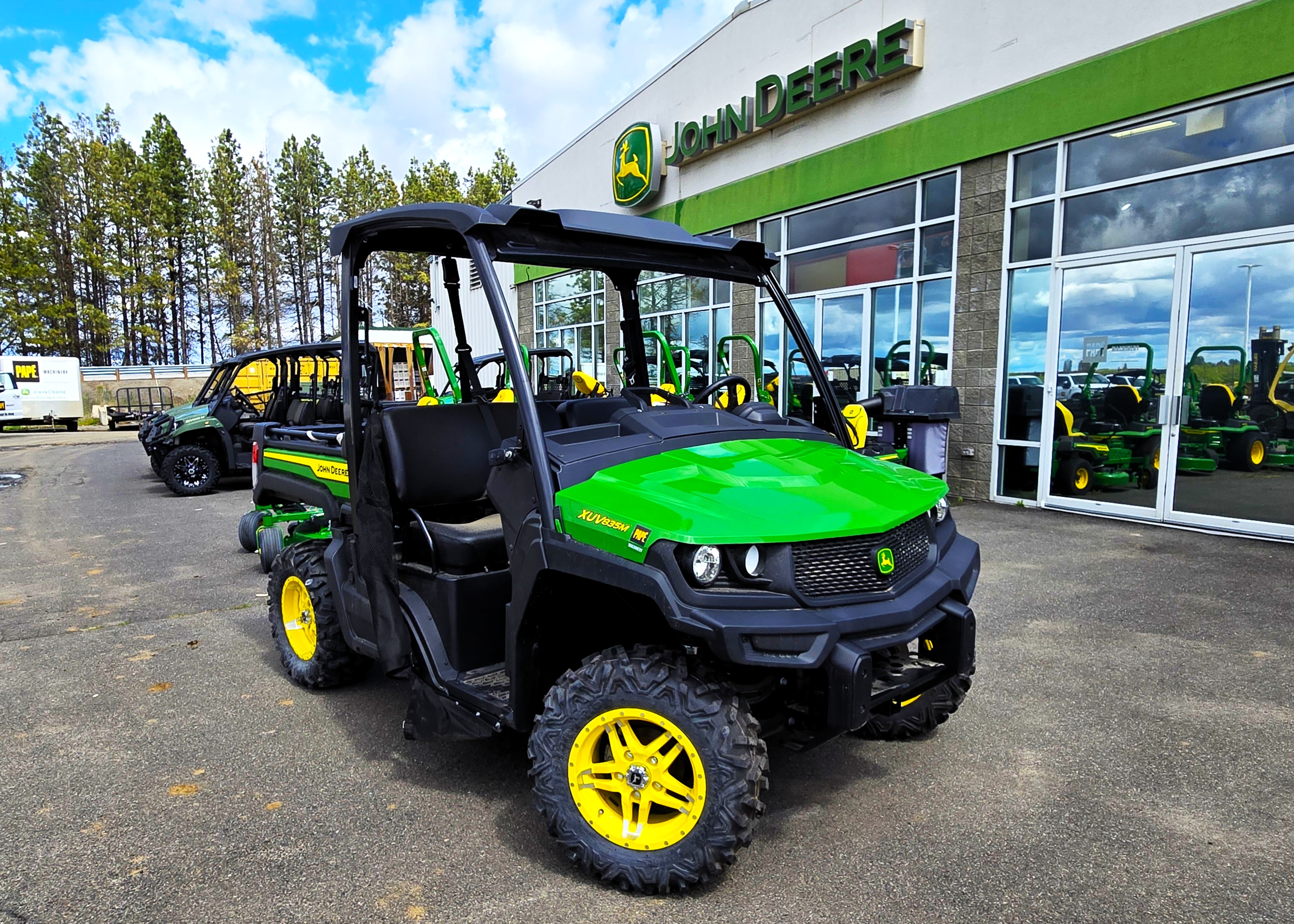 2024 John Deere 835M