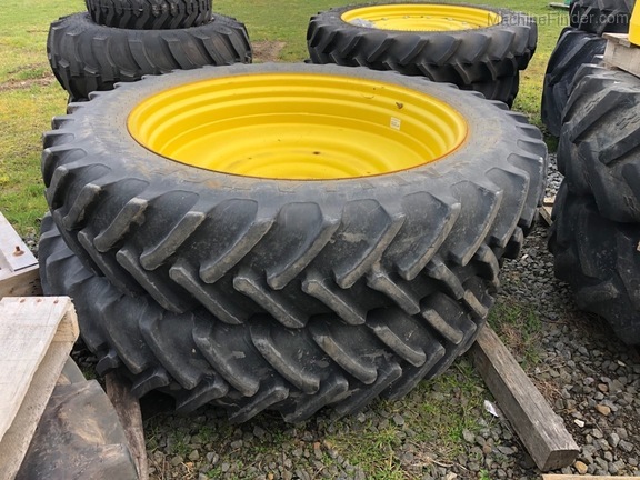 John Deere 7RHUB