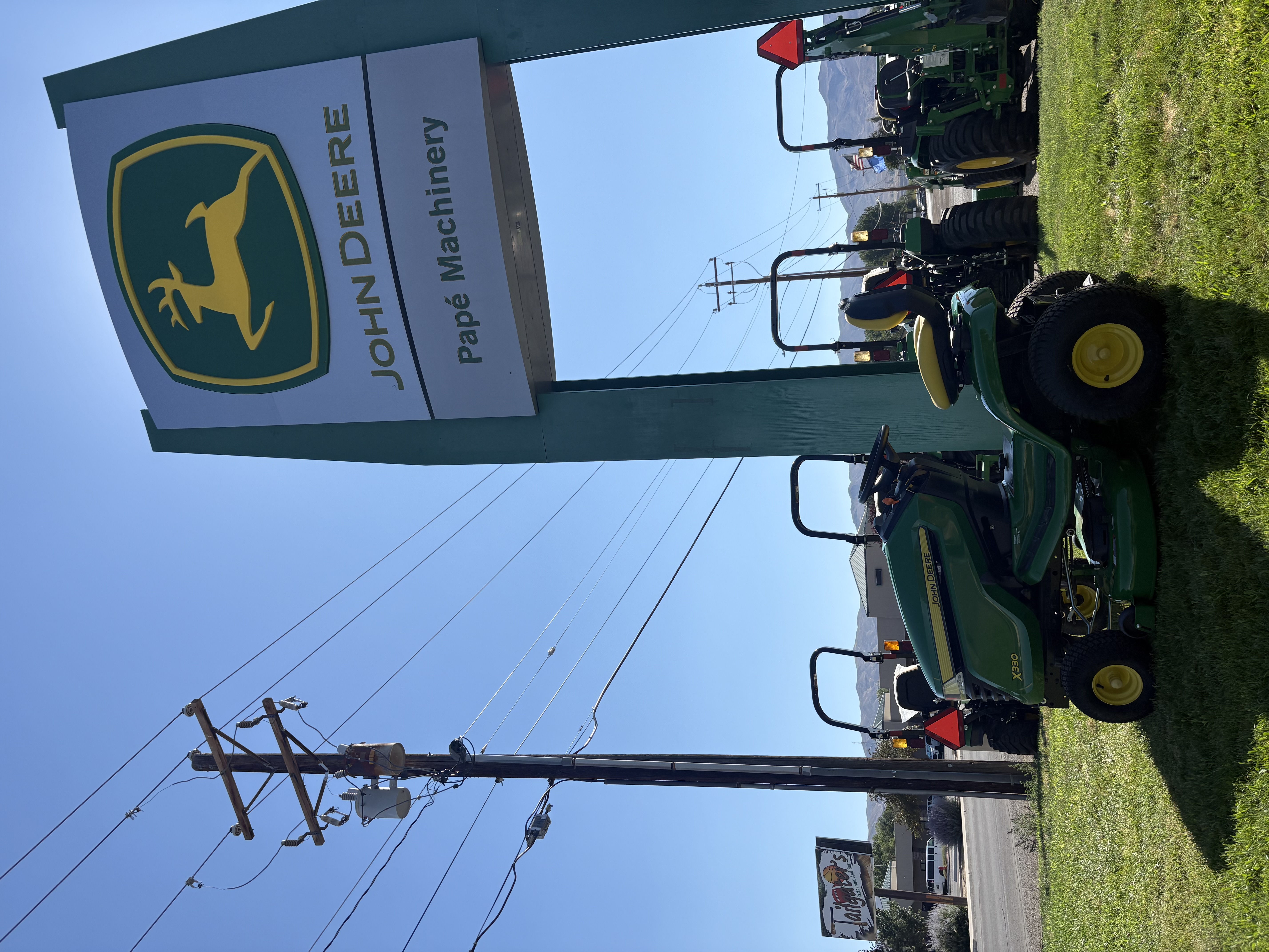 2023 John Deere X330