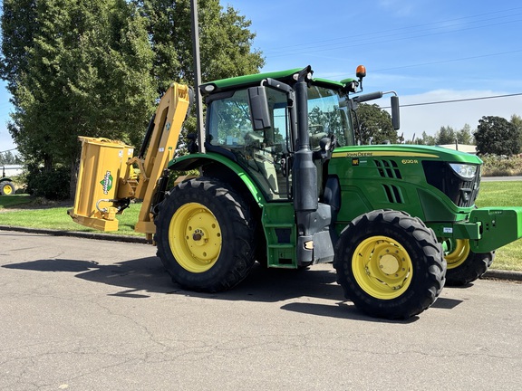2018 John Deere 6120R