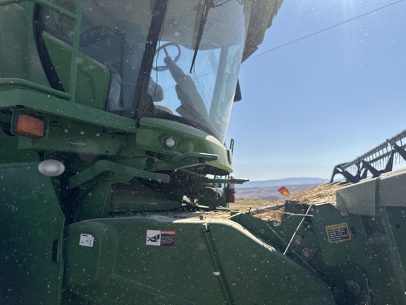 2015 John Deere S670