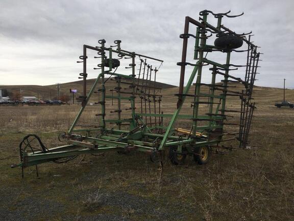 1985 John Deere 1000
