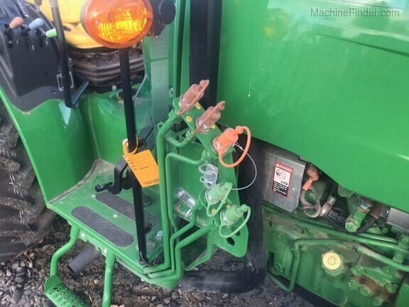 2017 John Deere 5090GV