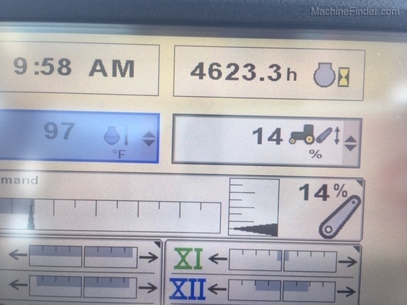 2013 John Deere 6170R