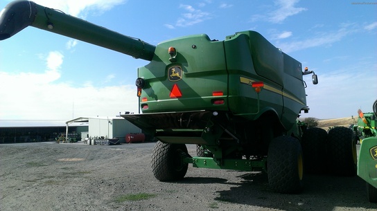 2013 John Deere S680