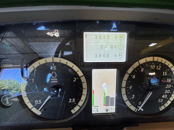 2016 John Deere 6130M