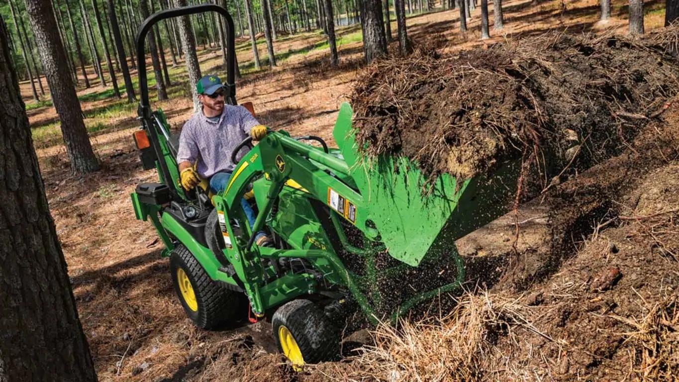 John Deere 1025R