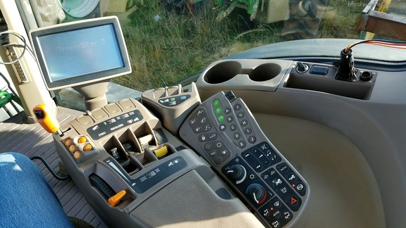 2010 John Deere 7230R