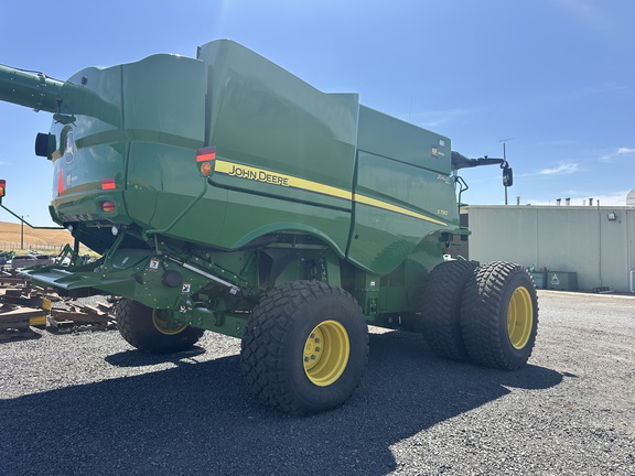 2023 John Deere S780