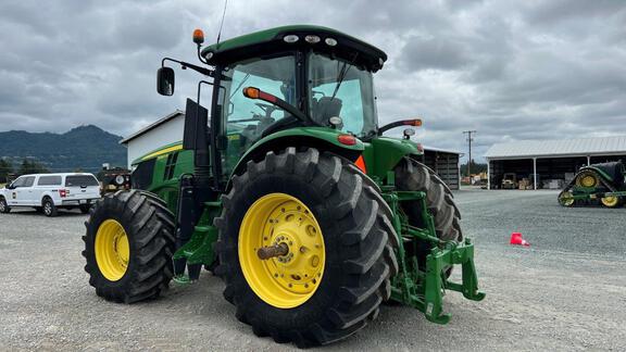 2016 John Deere 7250R