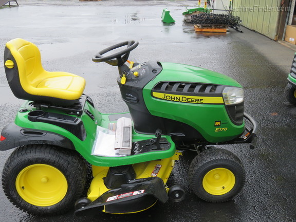 2019 John Deere E170