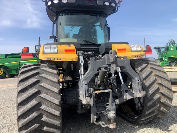 2019 Challenger MT738