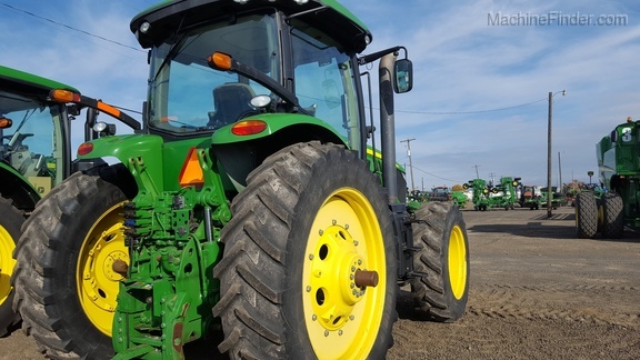2011 John Deere 7260R
