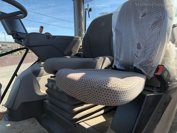 2018 John Deere 6195R
