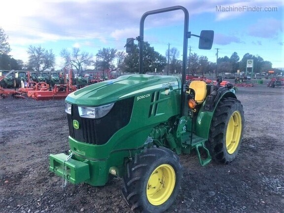 2017 John Deere 5090GV