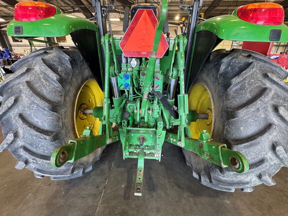 2016 John Deere 6130M