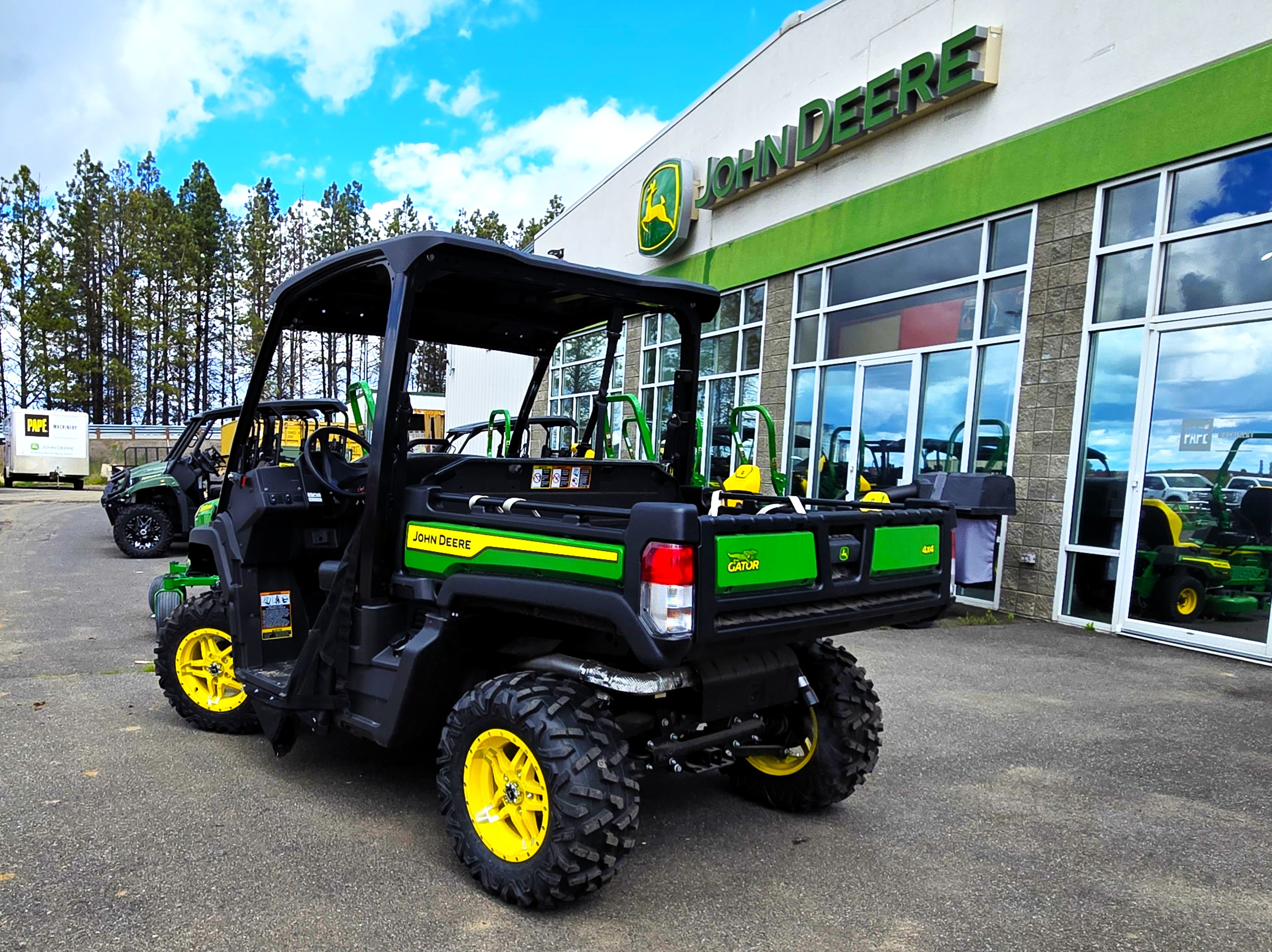 2024 John Deere 835M