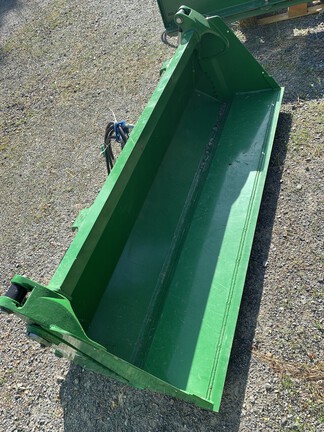 2018 John Deere 4066R