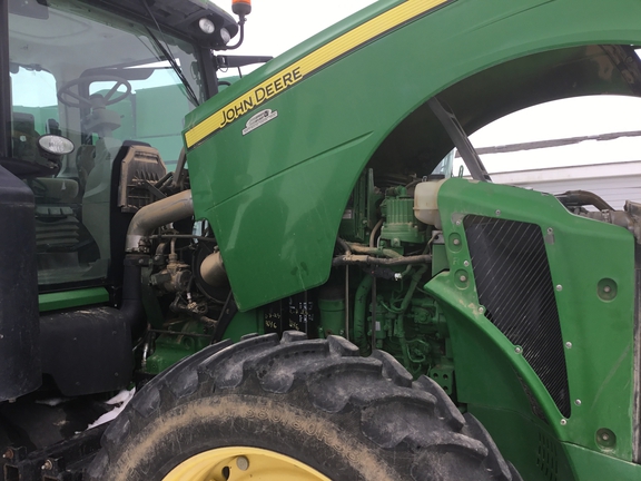 2011 John Deere 8310R