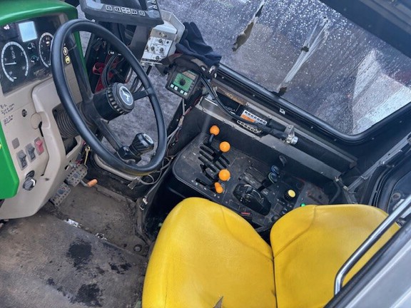 2016 John Deere 6125M