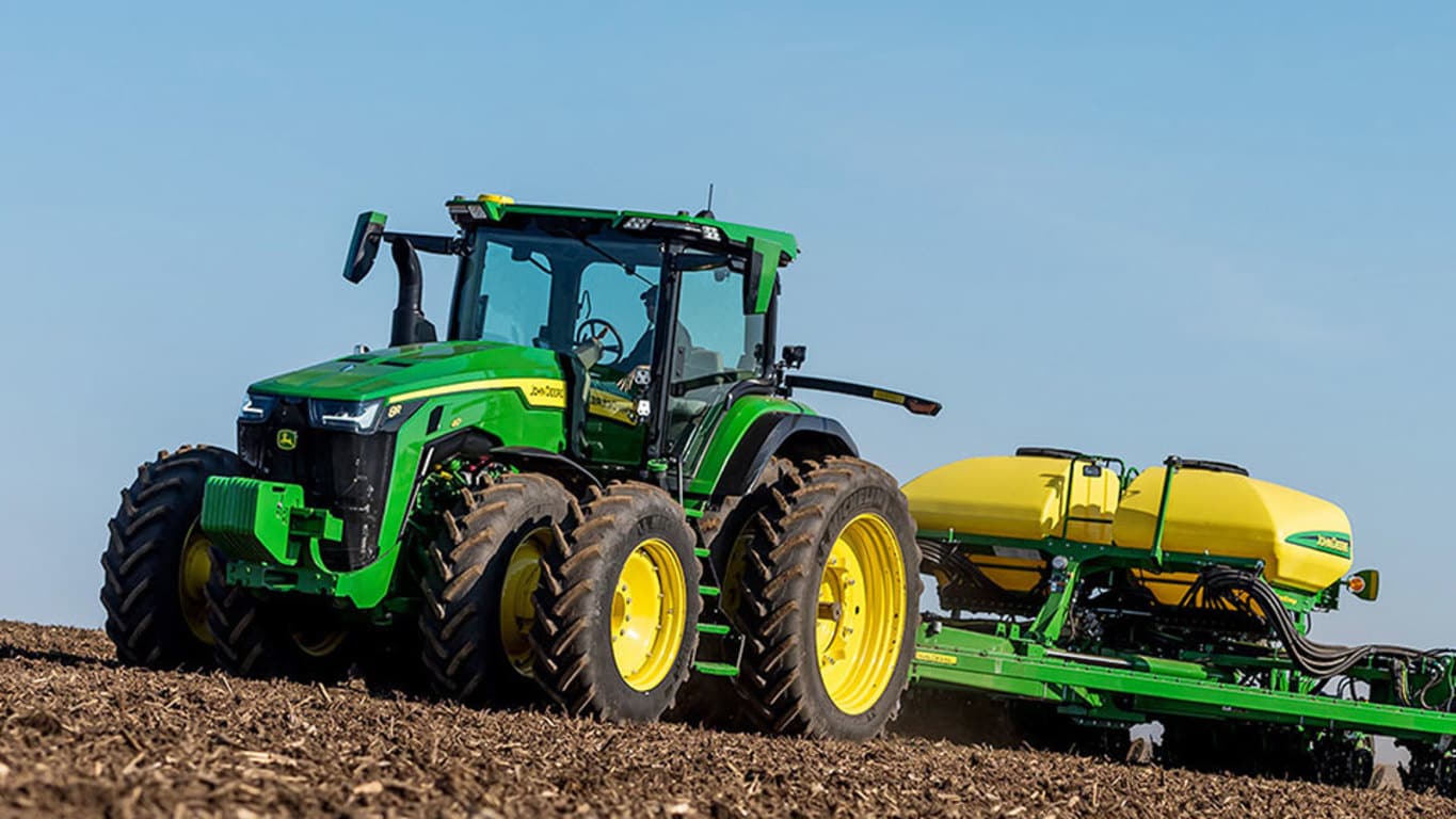 John Deere 8R 230