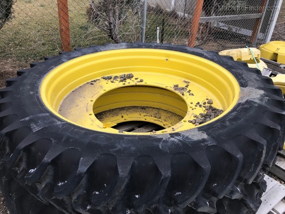John Deere 38090R