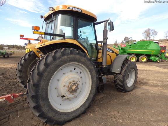 2010 Caterpillar MT585B