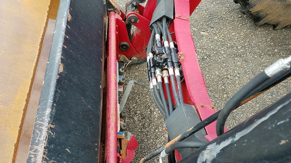 2008 Case MAX140