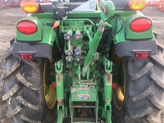 2017 John Deere 5090GV