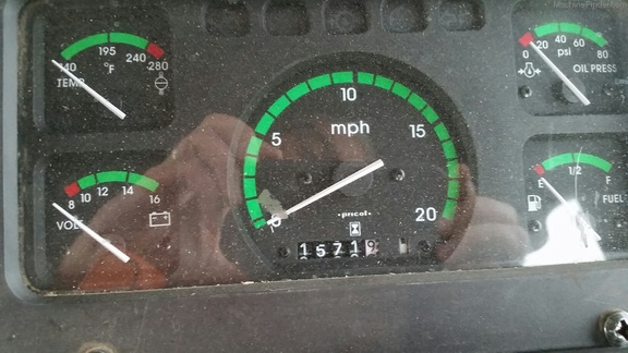 2005 Hesston 9240