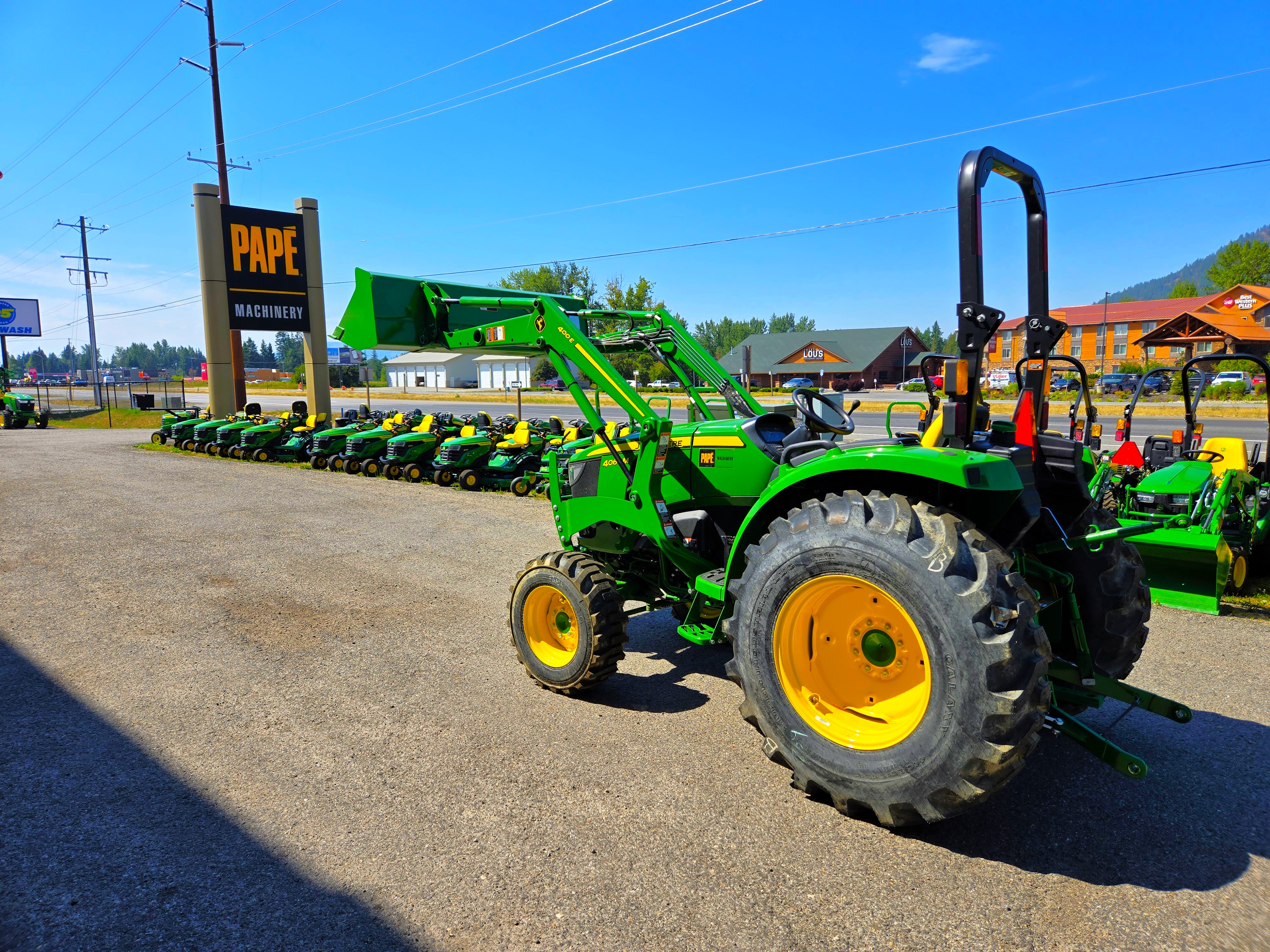2022 John Deere 4066M